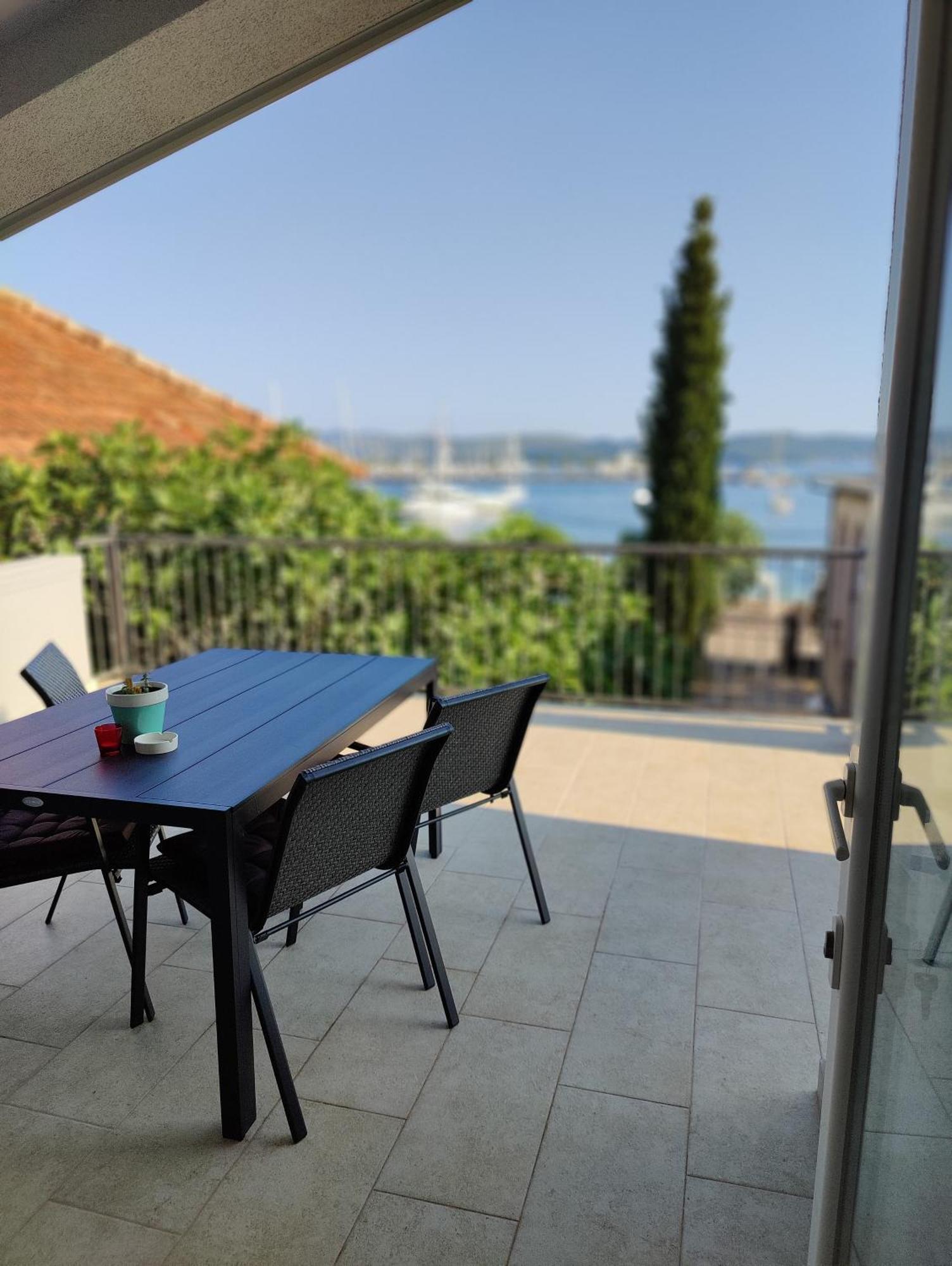 Miro Guesthouse 티바트 외부 사진